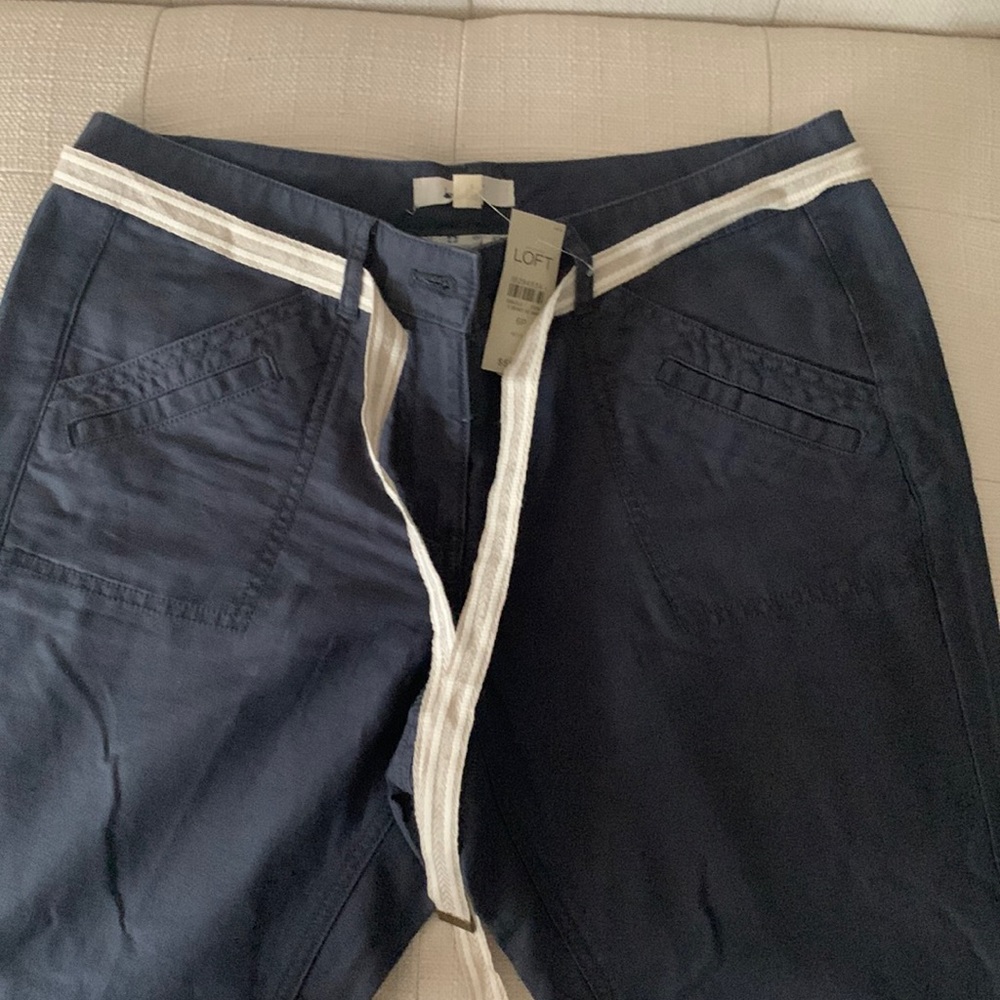 A PAIR OF LOFT CASUAL LINEN PANTS
